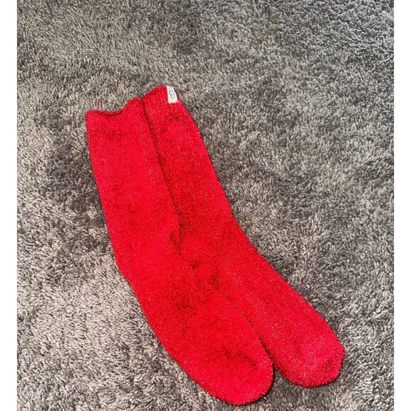 Ugg fuzzy red socks - Picture 1 of 3
